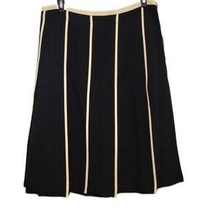 NEW DKNY black and white skirt